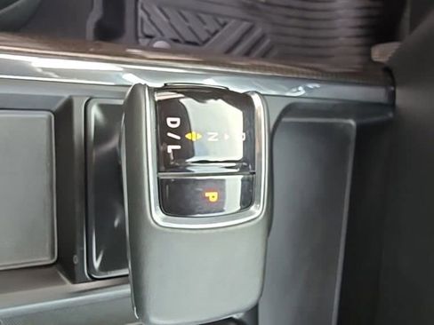 Used 2023 Chevrolet Silverado 1500 RST image 23