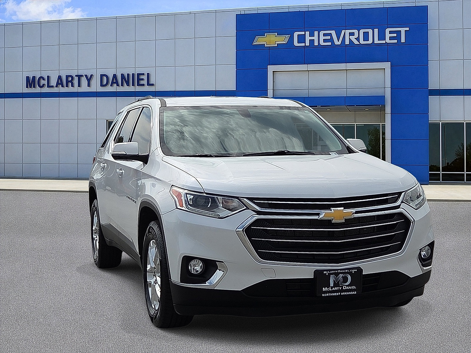 Certified 2020 Chevrolet Traverse LT AWD/4WD image 1