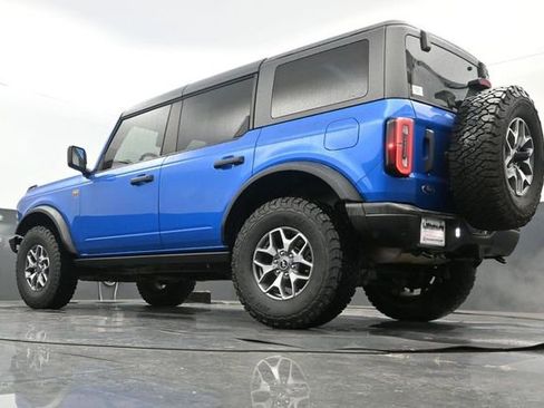 Used 2021 Ford Bronco Badlands image 26