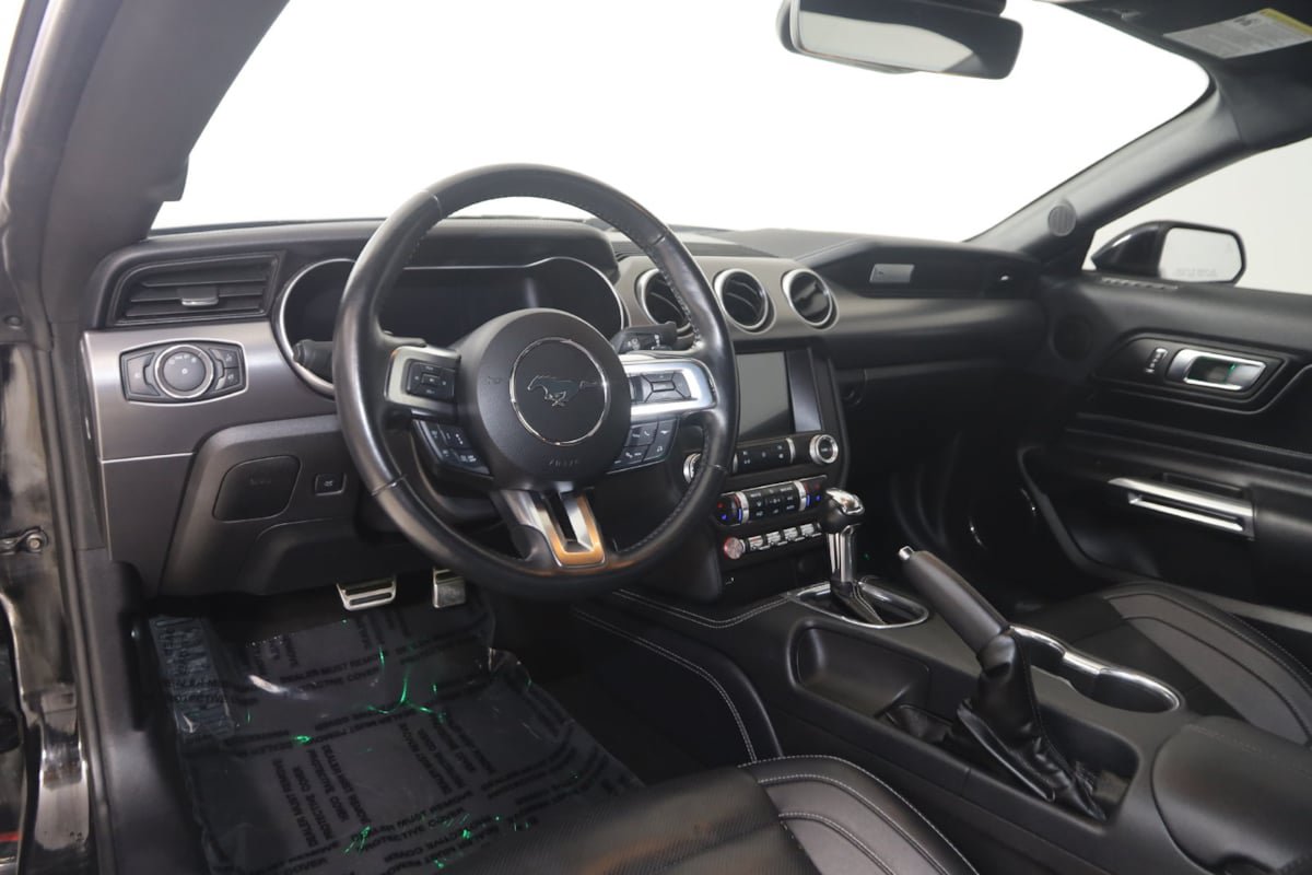 Used 2019 Ford Mustang GT Premium w/ Equipment Group 401A RWD image 31