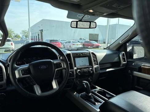 Used 2018 Ford F150 Lariat AWD/4WD image 9