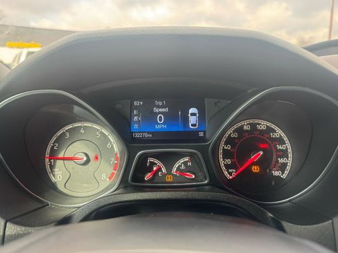 Used 2018 Ford Focus ST image 19