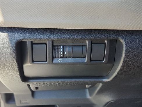 Certified 2026 Subaru Forester AWD/4WD image 16