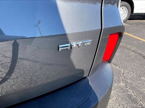 Certified 2025 Ford Escape ST-Line AWD/4WD image 32