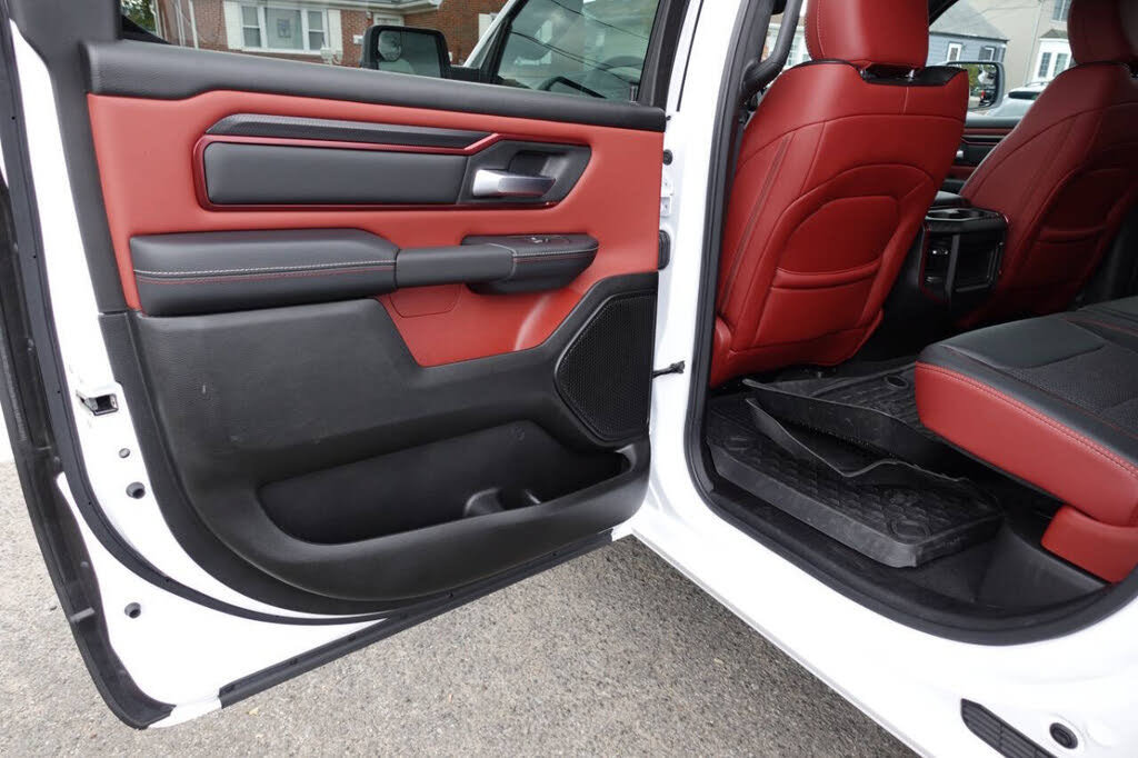 Used 2025 RAM 1500 Rebel AWD/4WD image 19