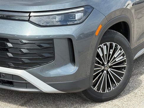 New 2026 Volkswagen Tiguan S image 2