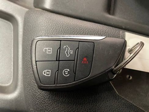 Certified 2023 Chevrolet Silverado 1500 Custom image 21