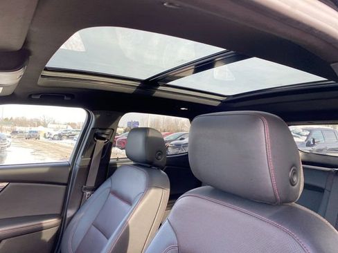 Used 2022 Chevrolet Blazer RS w/ Enhanced Convenience Package image 21