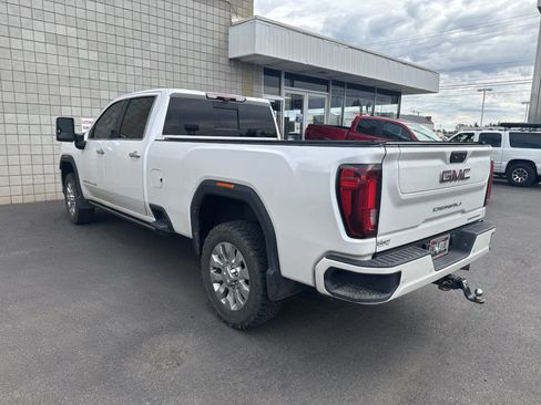 Used 2022 GMC Sierra 2500 Denali AWD/4WD image 2