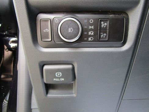 Used 2023 Ford F150 XL w/ STX Appearance Package image 14