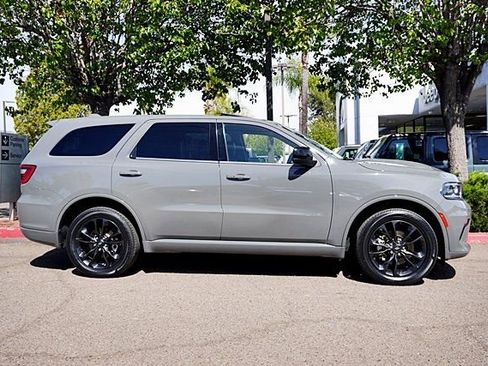 Used 2022 Dodge Durango GT w/ Blacktop Package AWD/4WD image 7