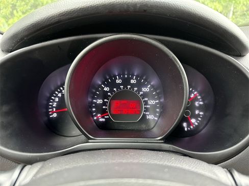 Used 2016 Kia Soul image 13