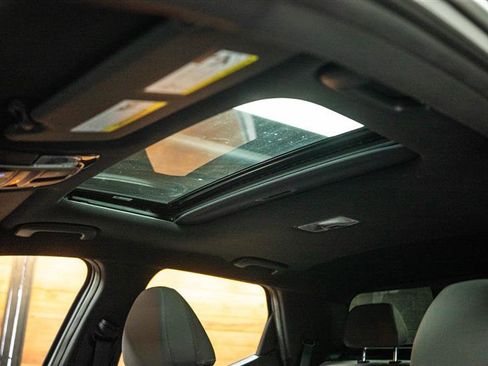 Used 2022 Hyundai Santa Cruz SEL w/ Activity Package image 22