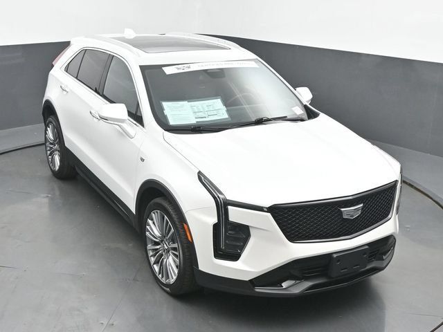 Certified 2024 Cadillac XT4 Premium Luxury AWD/4WD image 43