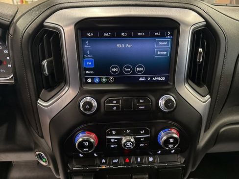 Used 2021 GMC Sierra 1500 SLE image 14