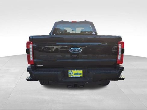 New 2026 Ford F250 XL w/ STX Appearance Package AWD/4WD image 9