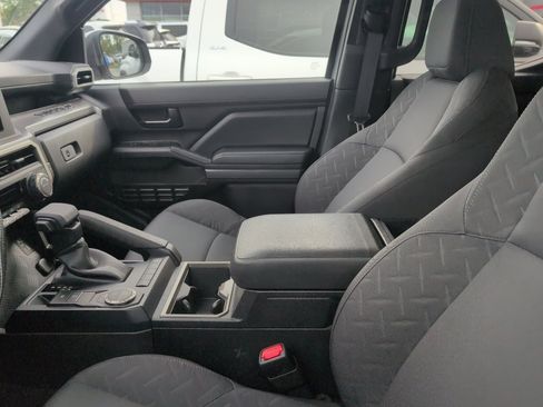 Used 2024 Toyota Tacoma SR5 image 2