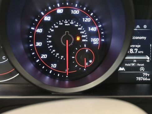 Used 2021 Hyundai Elantra SE FWD image 36