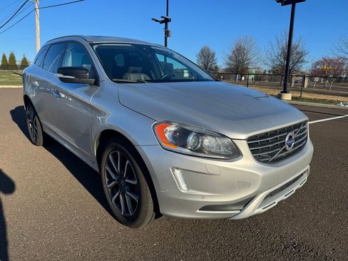 Used 2017 Volvo XC60 T6 Dynamic w/ Preferred Option Package image 6