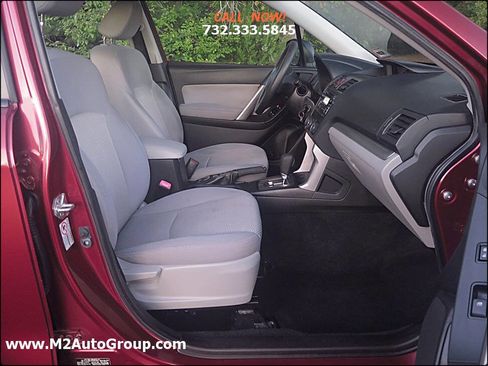 Used 2014 Subaru Forester 2.5i image 12