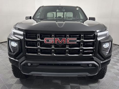 New 2025 GMC Canyon AT4 w/ AT4X Package image 2