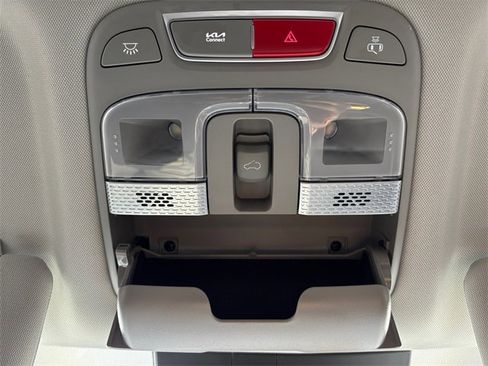 Used 2024 Kia Telluride S w/ S Sunroof Package image 29