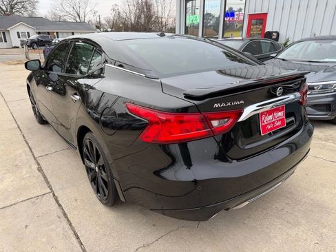Used 2017 Nissan Maxima SR w/ Midnight Edition image 7
