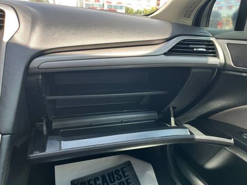 Used 2018 Ford Fusion S image 57