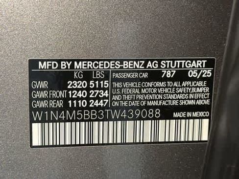 Certified 2026 Mercedes-Benz GLB 35 AMG 4MATIC image 13