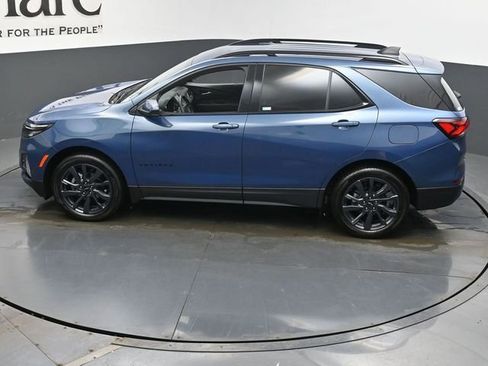 Used 2024 Chevrolet Equinox RS image 42