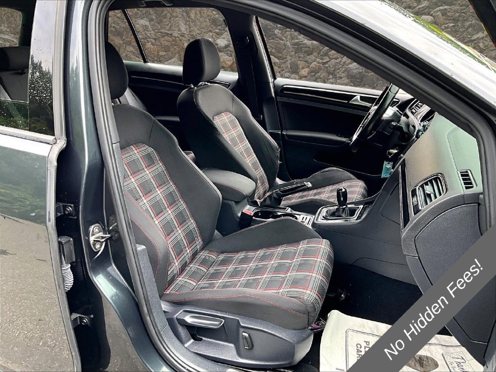 Used 2015 Volkswagen GTI S FWD image 6
