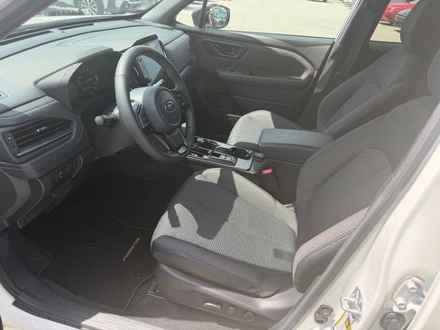 Used 2026 Subaru Forester Premium AWD/4WD image 23