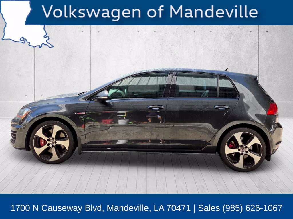 Used 2017 Volkswagen Golf 4-Door FWD image 2