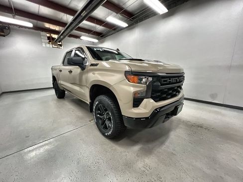 Certified 2023 Chevrolet Silverado 1500 Custom Trail Boss w/ Realtree Special Edition AWD/4WD image 2