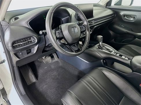 Certified 2024 Honda HR-V EX-L image 18