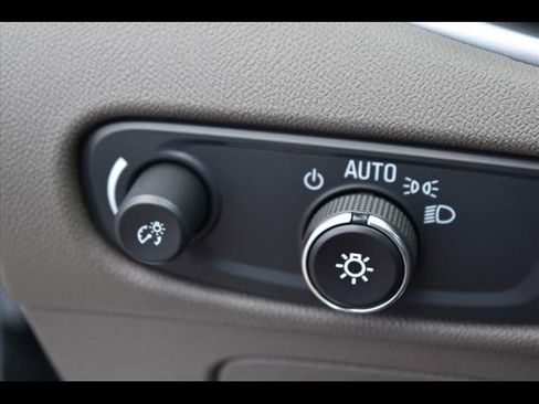 Used 2025 Chevrolet Malibu LS image 20