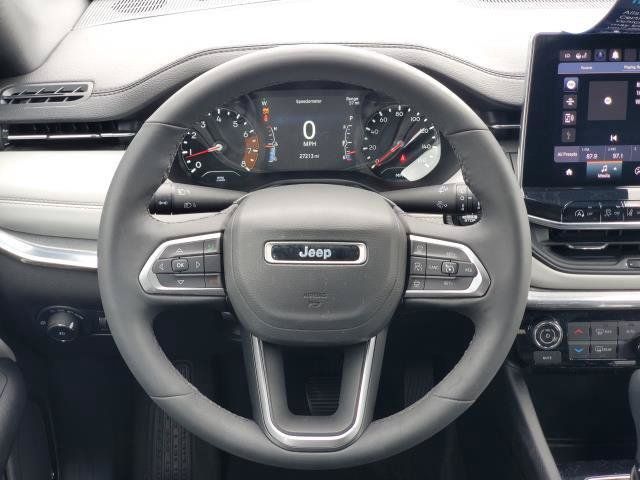 Used 2023 Jeep Compass Limited AWD/4WD image 22