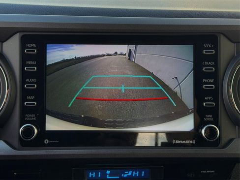 Certified 2023 Toyota Tacoma TRD Off-Road image 20