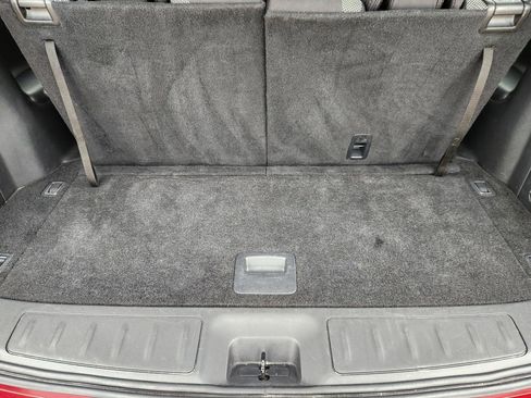 Used 2018 Nissan Pathfinder S image 31