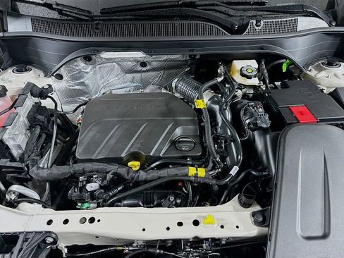 New 2026 Chevrolet Trax RS w/ Sunroof Package image 29