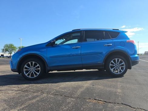 Used 2016 Toyota RAV4 Limited AWD/4WD image 5