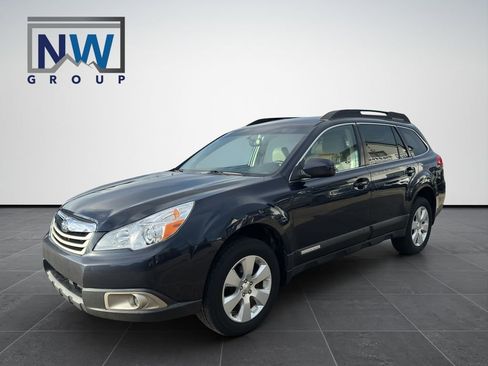 Used 2012 Subaru Outback 2.5i Premium w/ All-Weather Pkg image 2