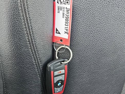 Used 2018 BMW 330i Sedan image 20