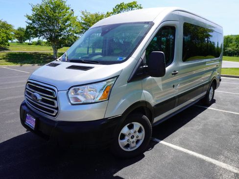 Used 2019 Ford Transit 350 XLT RWD image 6