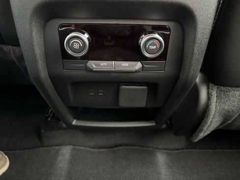 New 2026 Buick Enclave Preferred w/ Power Package image 25