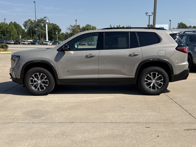 Used 2026 GMC Acadia AT4 w/ Luxury Package AWD/4WD image 14