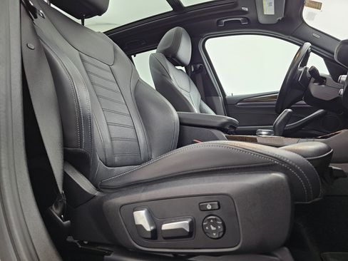 Used 2019 BMW X3 xDrive30i w/ Convenience Package image 14