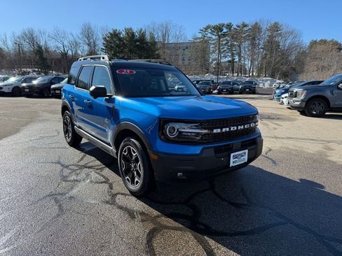 Used 2025 Ford Bronco Sport Outer Banks w/ Outer Banks Tech Package+ image 1