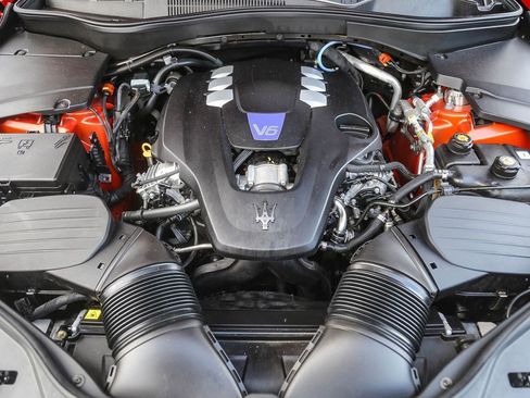 Used 2023 Maserati Levante F Tributo image 26