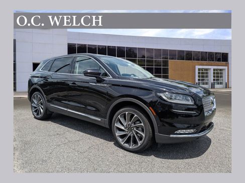 Certified 2023 Lincoln Nautilus Reserve w/ Equipment Group 202A image 1